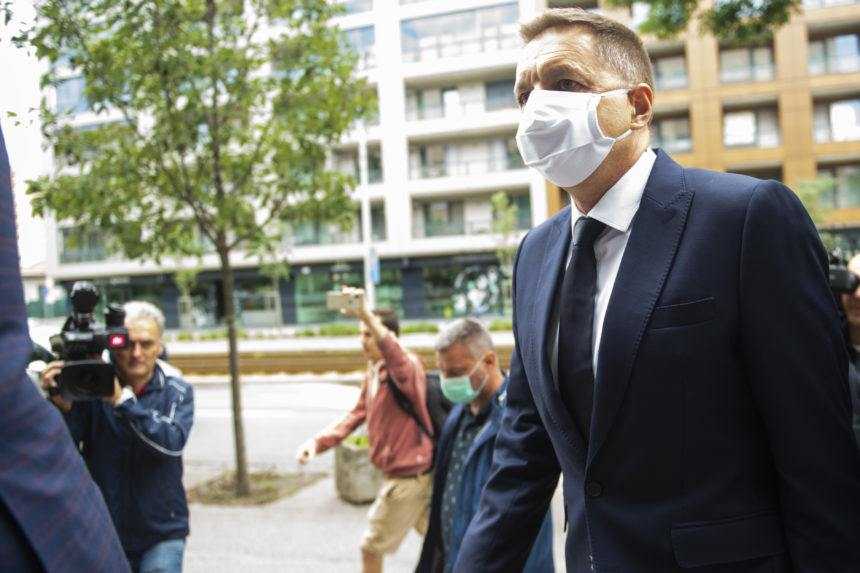 Špeciálny prokurátor Lipšic zamietol Kažimírovu sťažnosť proti obvineniu z podplácania