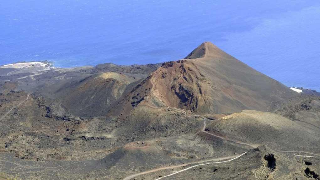 Na Kanárskych ostrovoch hrozí erupcia sopky, ktorá spala posledných 50 rokov
