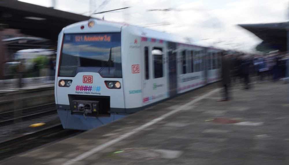 V Nemecku bude jazdiť prvý vlak, ktorý k jazde nepotrebuje posádku