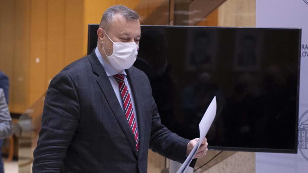 Opoziční poslanci podali návrh na odvolanie ministra práce Krajniaka