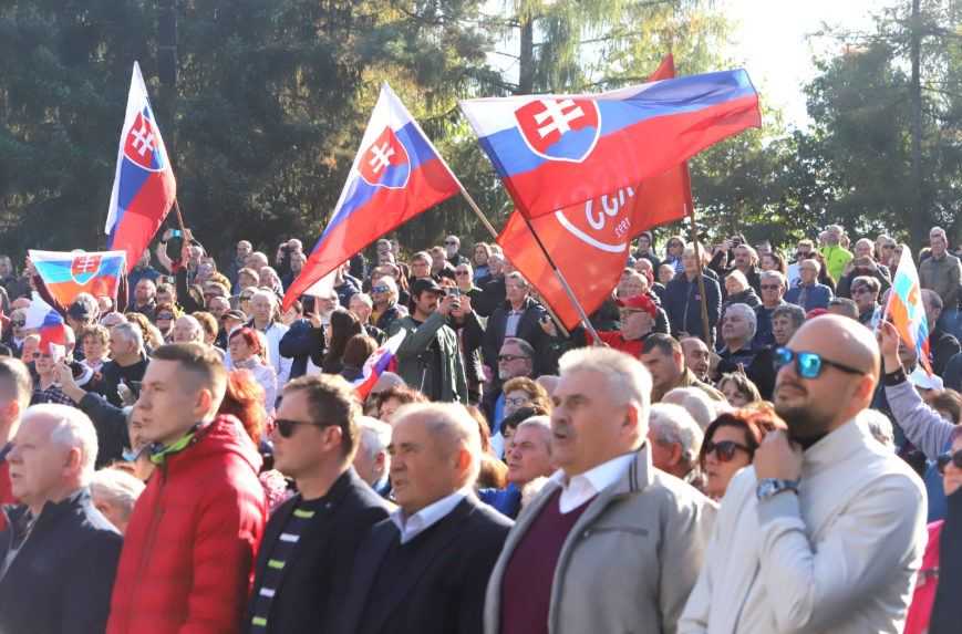 V Rimavskej Sobote sa konal protivládny protest