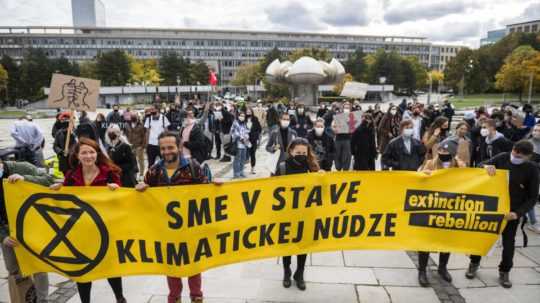 Slovenský klimatický štrajk na Námestí slobody v Bratislave.