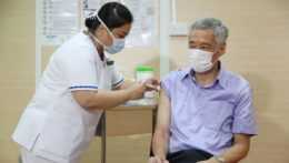 Očkovanie proti koronavírusu v Singapure.