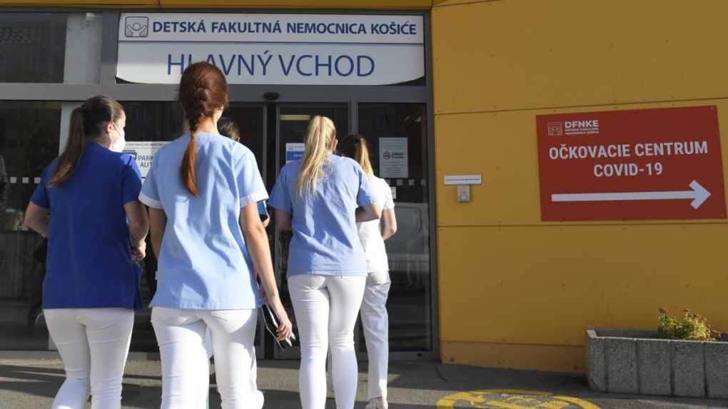 Košice chcú zvýšiť počet očkovaných, ponúknu im zľavy