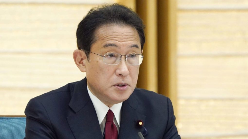 Japonský premiér urobil zmeny vo vládnom kabinete