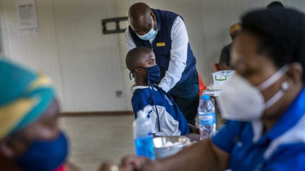 Juhoafrická republika pripravuje nemocnice na štvrtú vlnu pandémie