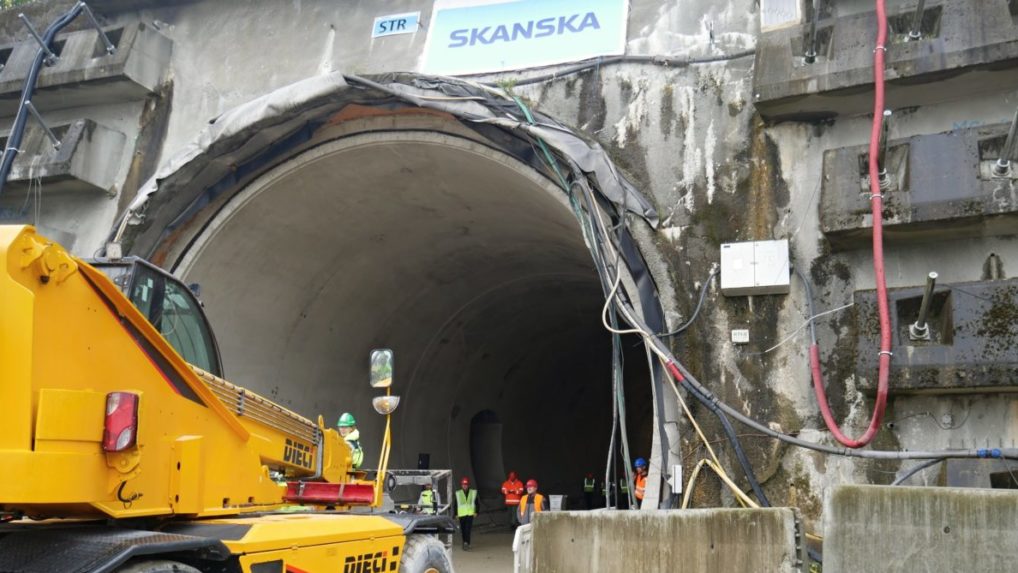 Dostavba diaľničného tunela Višňové sa natiahne o niekoľko mesiacov