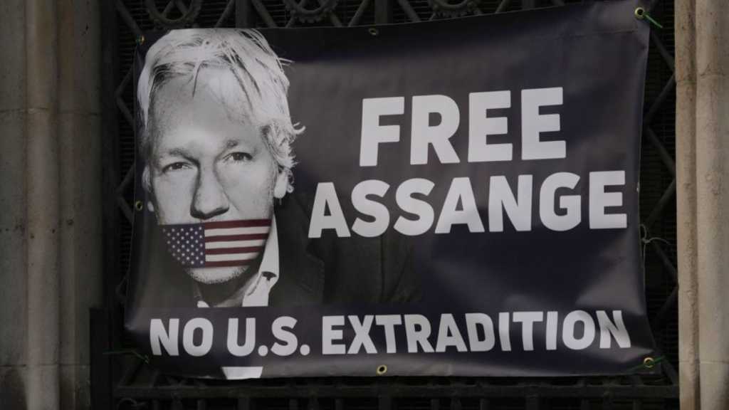 Britský súd rozhodol o možnosti vydať Assangea do Spojených štátov