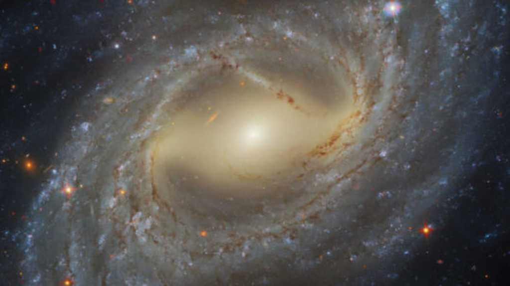 fotografia galaxie NCG 7329 vytvorené Hubblovým teleskopom