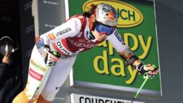 Slovenská lyžiarka Petra Vlhová na štarte 1. kola obrovského slalomu Svetového pohára vo francúzskom stredisku Courchevel.
