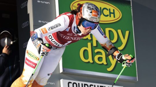 Slovenská lyžiarka Petra Vlhová na štarte 1. kola obrovského slalomu Svetového pohára vo francúzskom stredisku Courchevel.