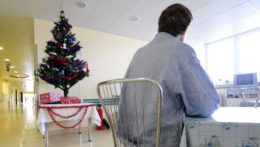 pacient v nemocnici počas Vianoc
