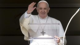 Pápež František sa dožíva 85 rokov.