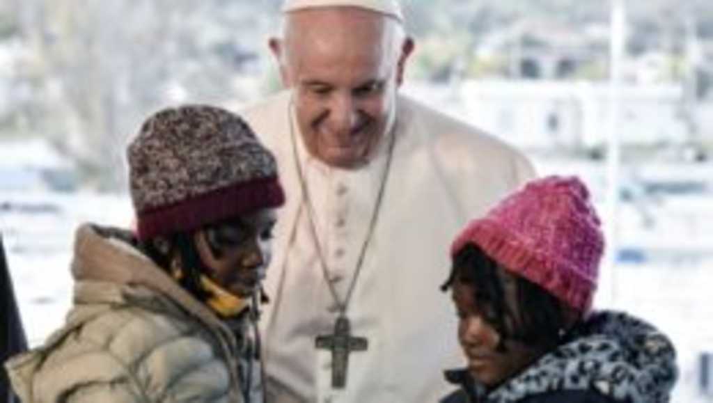 Pápež František na Lesbose