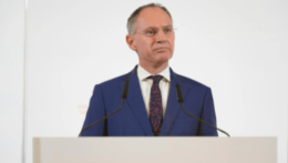 Nový rakúsky minister vnútra čelí kritike za údajné antisemitské výroky