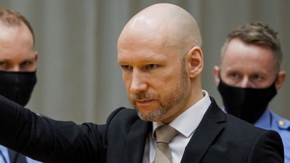 Súd sa zaoberá žiadosťou Breivika o podmienečné prepustenie