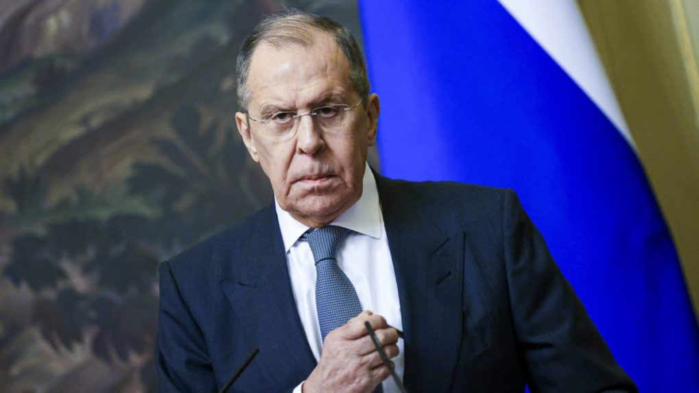 Rusko odmietlo obvinenia z masakru civilistov. Tvrdí, že ide o falošný útok