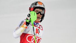 Na snímke slovenská lyžiarka Petra Vlhová v cieli druhého kola.