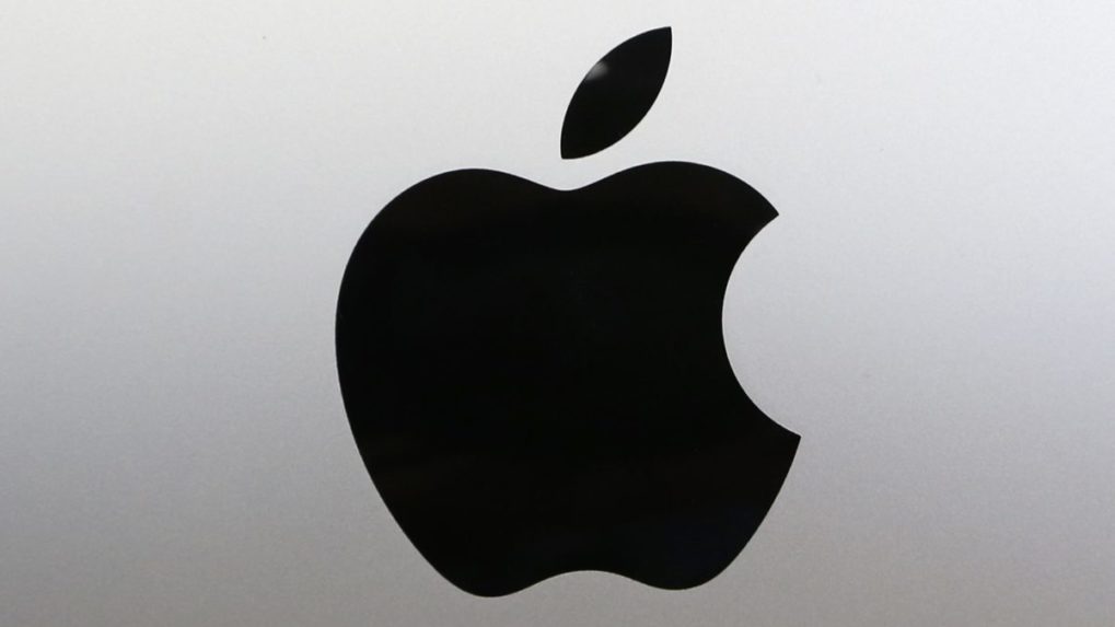 Firma Apple dosiahla trhovú hodnotu tri bilióny dolárov