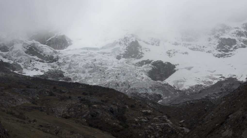 Blok ľadu veľký ako dva mrakodrapy pochoval mestá. Ničivá lavína v Peru zabíjala pred 60 rokmi