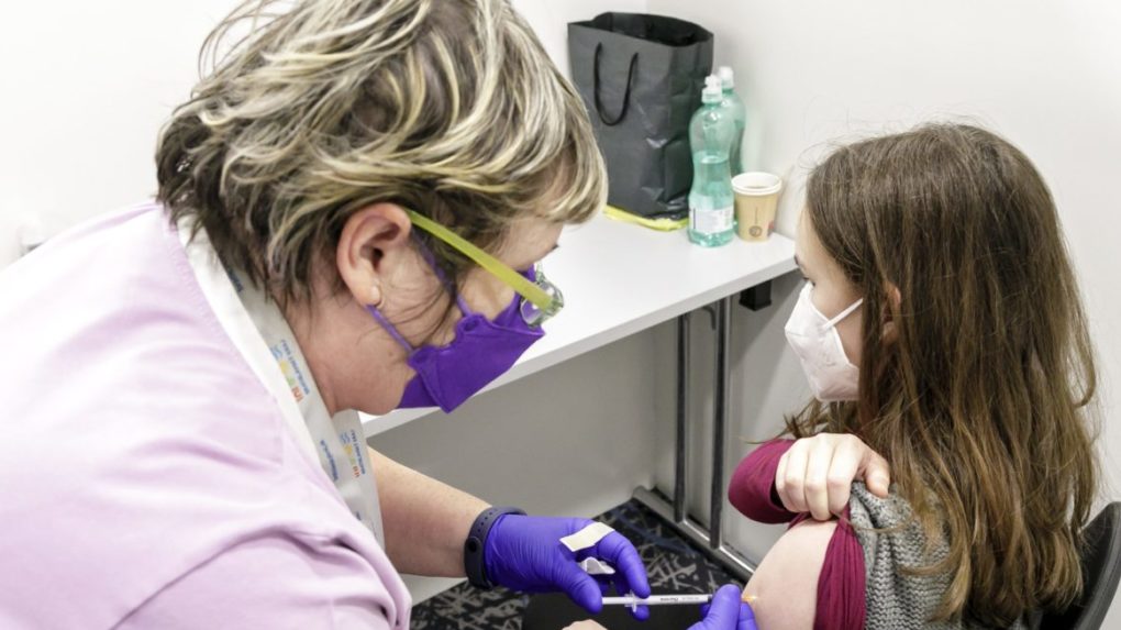 Bratislavský samosprávny kraj začal očkovať deti vo veku päť až 11 rokov