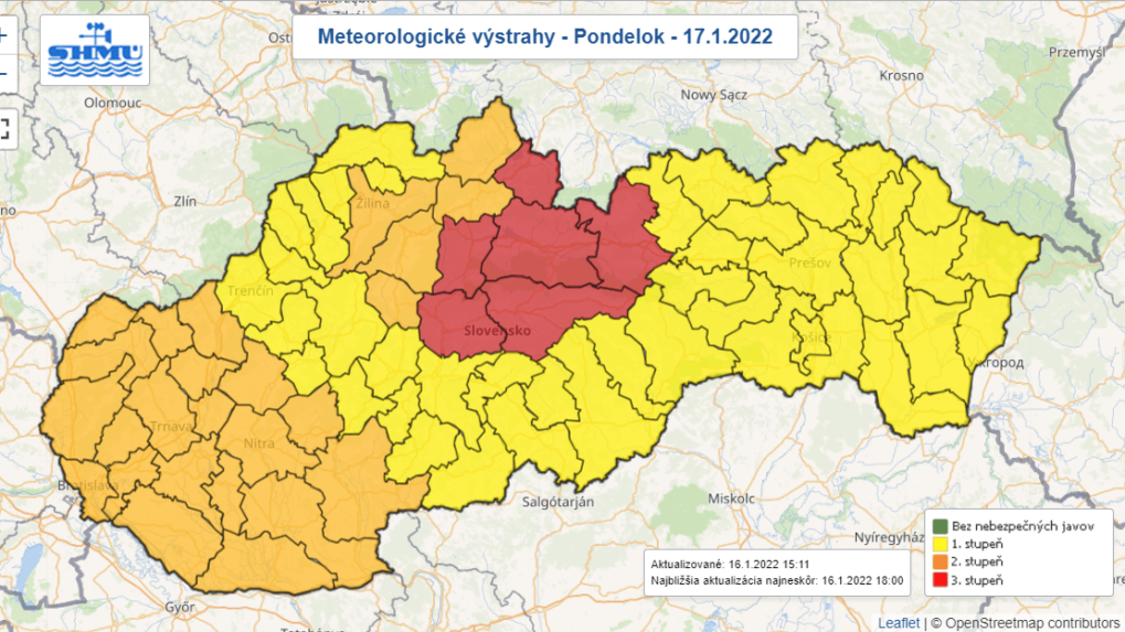 Slovensko čaká veterný pondelok, SHMÚ vydal výstrahu 3. stupňa pre niektoré okresy