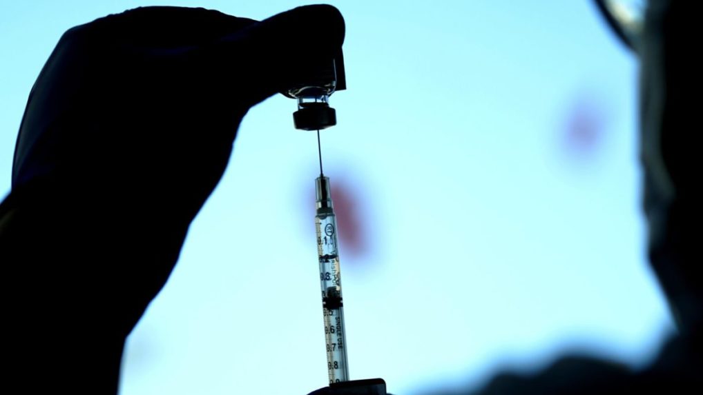 EMA schválila dve vakcíny proti omikronu
