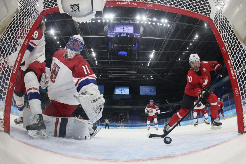 ZOH 2022: Českí hokejisti na olympiáde končia. Štvrťfinále si zahrajú Švajčiari