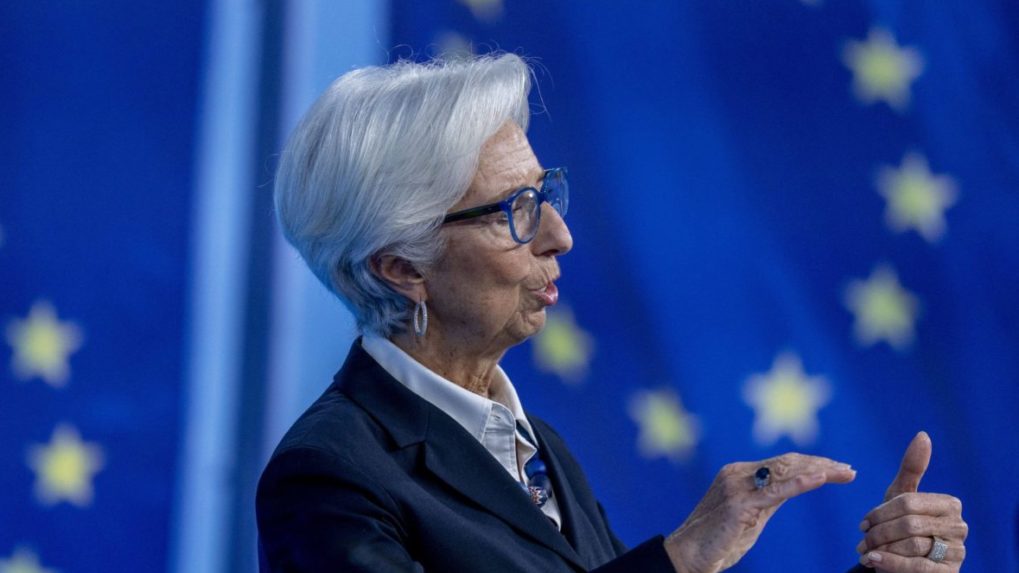 Lagardová: ECB je odhodlaná zastaviť prudko rastúcu infláciu