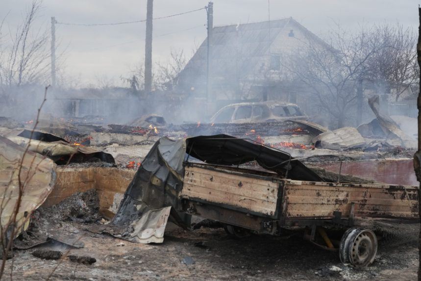 Ukrajina hlási v prvý deň ruského útoku viac ako 100 obetí