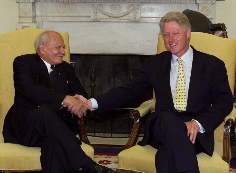maďarský prezident Árpád Göncz a jeho americký náprotivok Bill Clinton