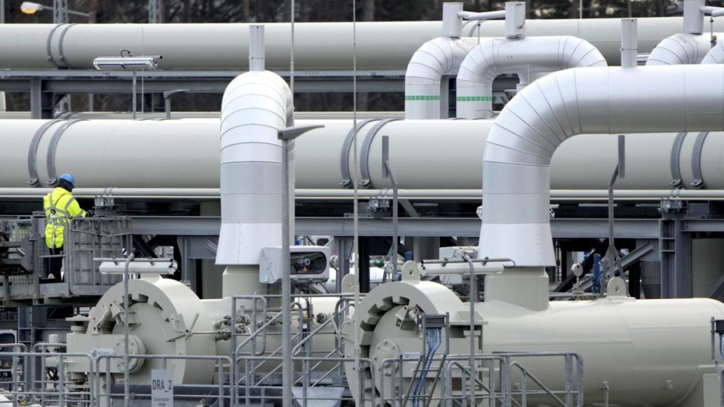 Dodávky plynu cez Nord Stream 1 by mali klesnúť na polovicu