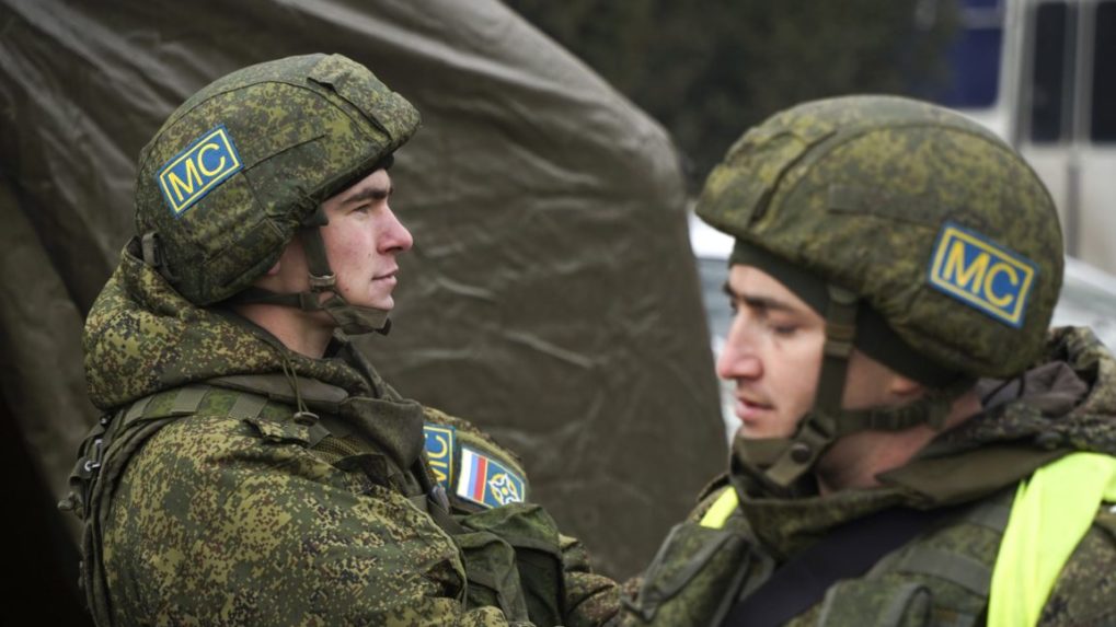 Rusko zvyšuje pripravenosť jednotiek pri Ukrajine, tvrdí satelitná firma z USA