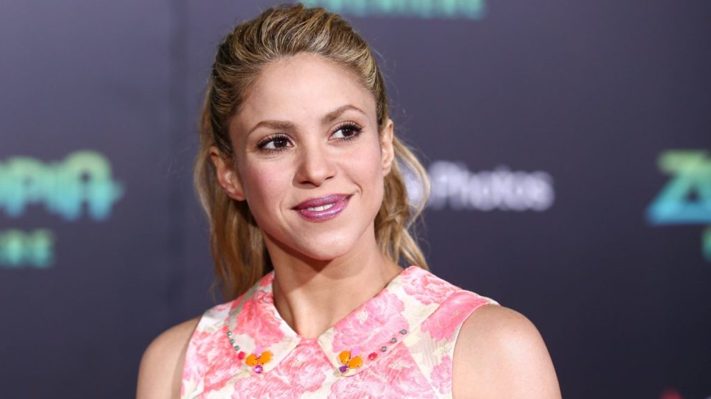 Shakira prichádza na premiéru animovaného dobrodružného filmu Zootopia.