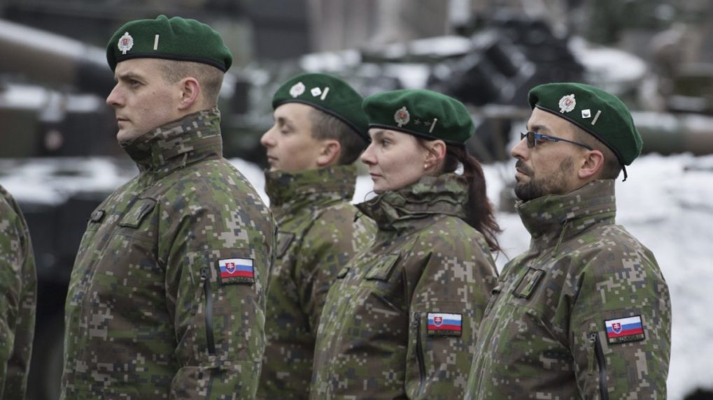 Slovensko by mohlo mať štyri nové vojenské zastúpenia v zahraničí