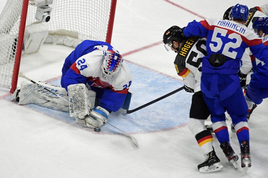 ZOH 2022: Slovenskí hokejisti zdolali Nemecko 4:0 a postúpili do štvrťfinále