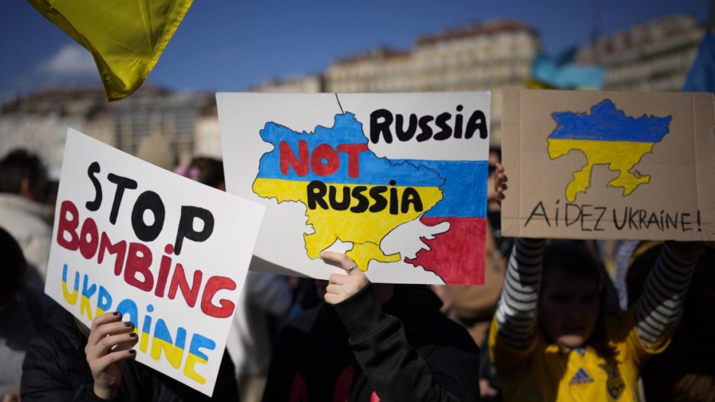 Zodpovednosť za vojnu na Ukrajine pripisuje Rusku vyše 62 % ľudí, ukázal prieskum