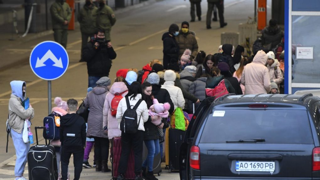 O azyl požiadalo 35 Ukrajincov, čakacie doby na hraniciach sú stále vysoké