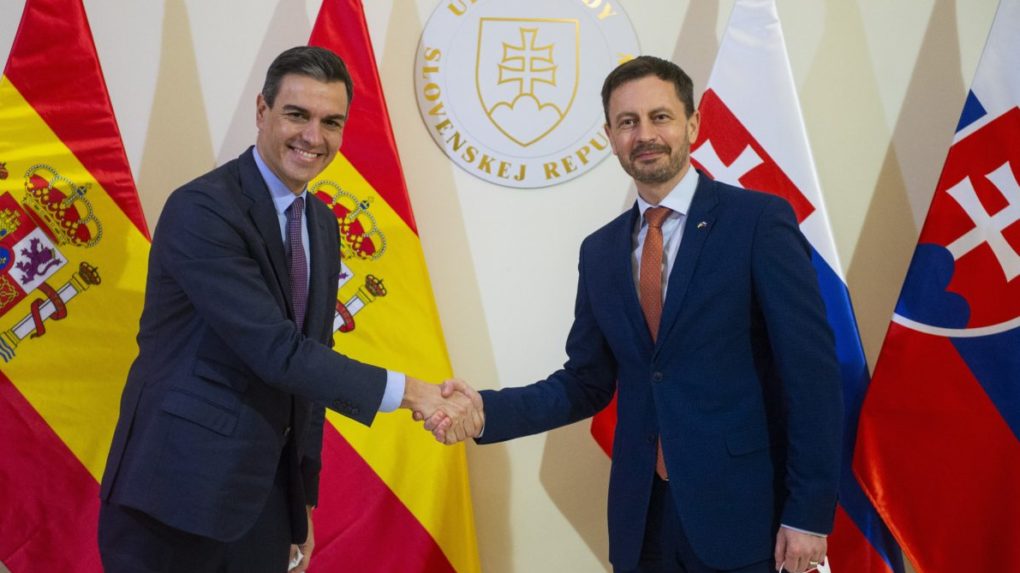 Heger diskutoval so španielskym premiérom, témou boli utečenci aj energie