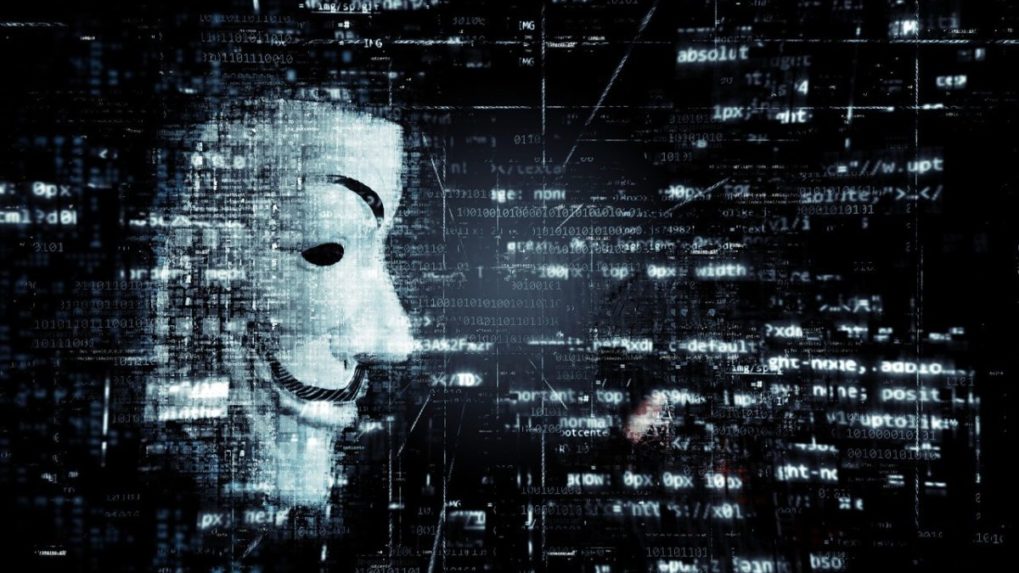 Hekerská skupina Anonymous vyzvala Rusov, aby sa vzbúrili a zosadili Putina