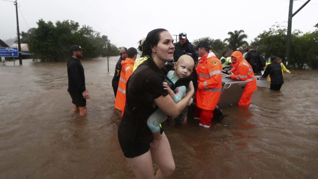 Záplavy v Austrálii majú už 17 obetí