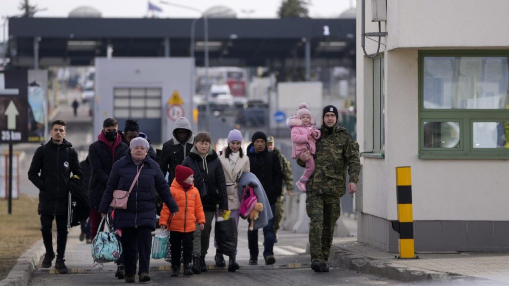 Z Ukrajiny utieklo už viac ako 660 000 ľudí