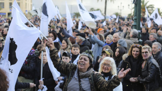 protestujúci na Korzike
