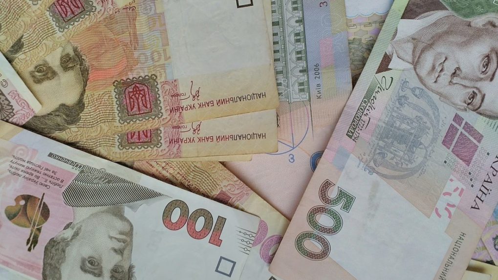 Mnohí Ukrajinci na Slovensku majú problém zameniť si hrivny za eurá