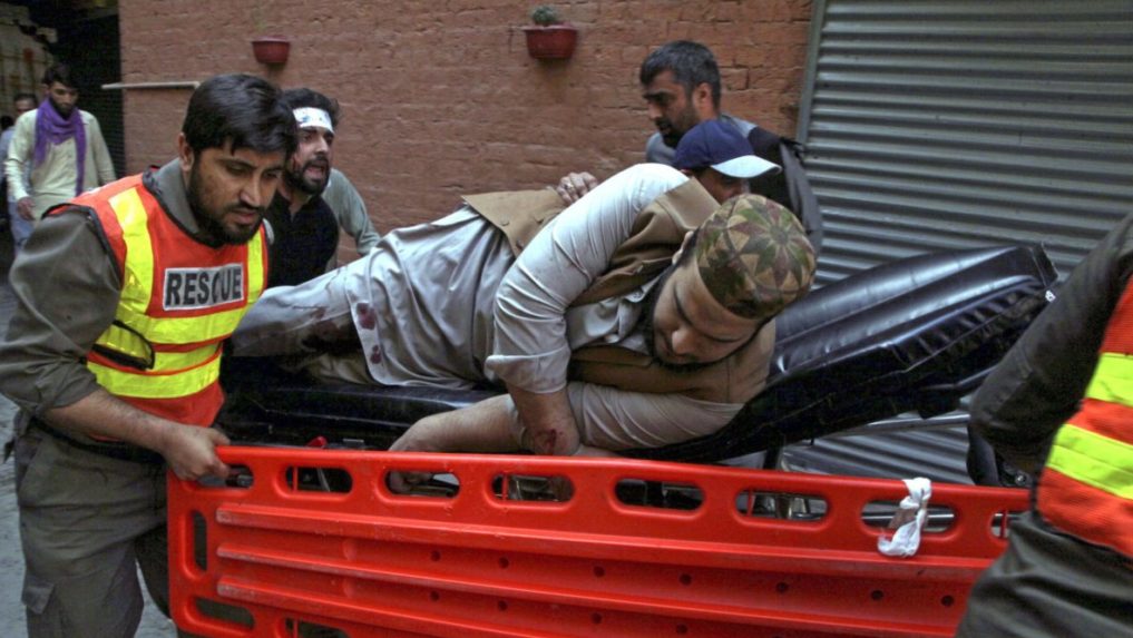 K útoku na mešitu v Pešávare sa prihlásil Islamský štát