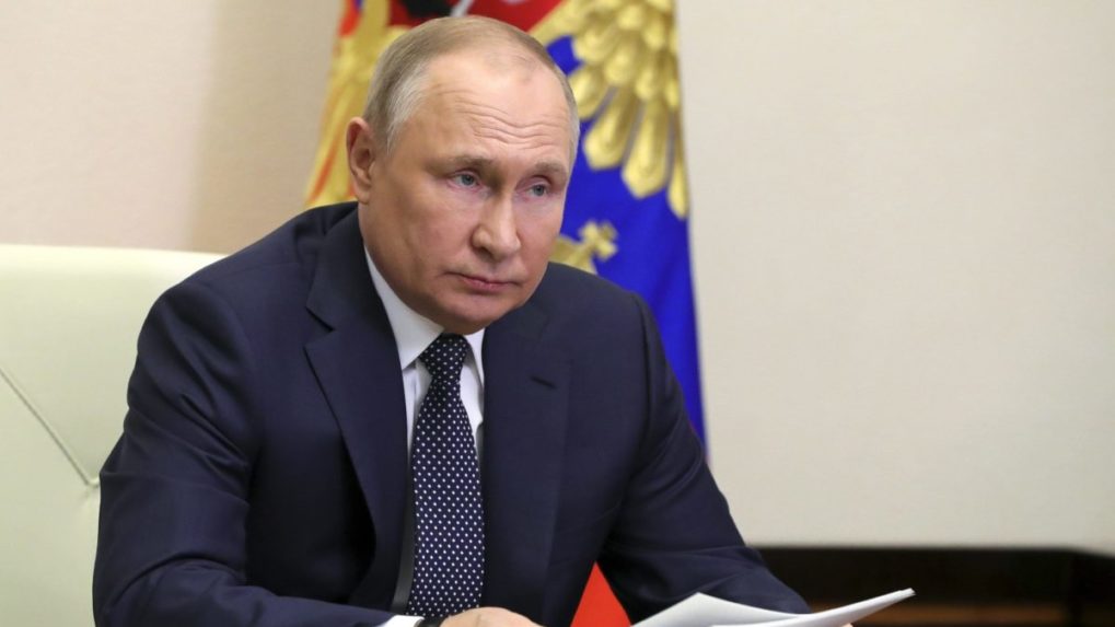 Putin: Od piatka sa za ruský plyn platí v rubľoch