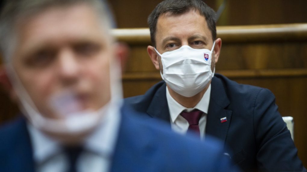 Premiér odkázal Ficovi a Pellegrinimu, aby odišli zo slovenskej politiky do ruskej