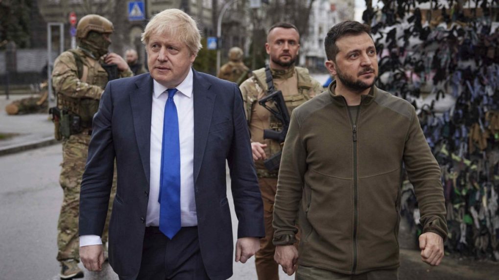 Britský premiér Boris Johnson neohlásene navštívil Kyjev