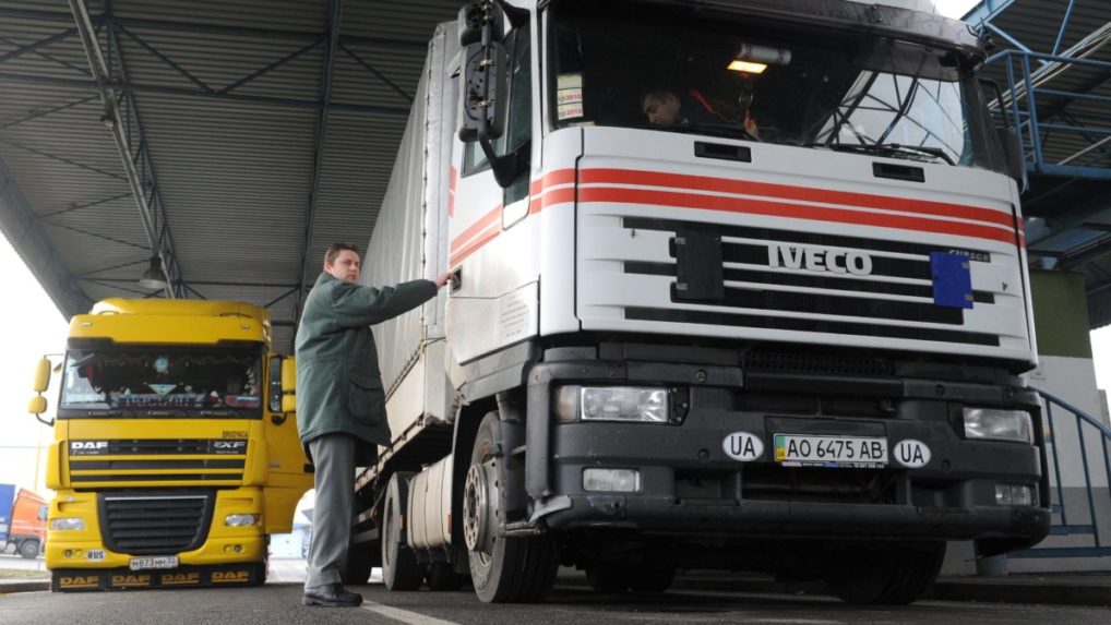 Sankcie proti Rusku sa dotknú aj slovenských kamionistov