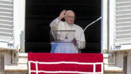 Na snímke pápež František.